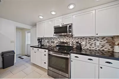3376 7th Street, Sarasota, FL 34237 - Photo 7