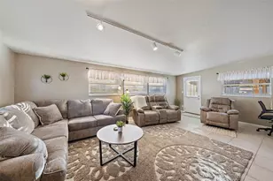 3376 7th St, Sarasota, FL 34237 - Photo 5
