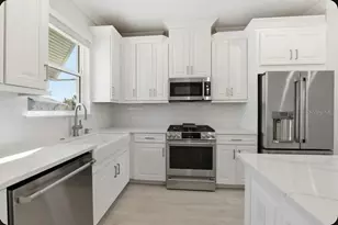 4052 Santa Caterina Blvd, Bradenton, FL 34211 - Photo 5
