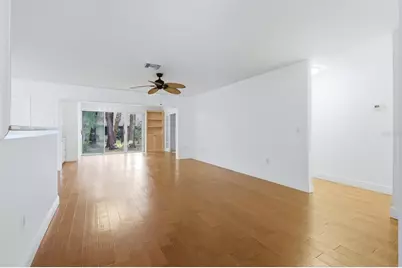 5273 Villa Majorca Court #25, Sarasota, FL 34235 - Photo 11