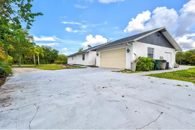 1420 Mackintosh Boulevard, Nokomis, FL 34275 - Photo 7