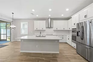 3590 Secret Stroll Dr, Sarasota, FL 34240 - Photo 15