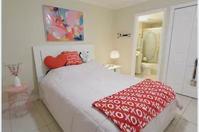5231 Lake Village Drive #27, Sarasota, FL 34235 - Photo 15