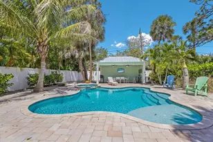 504 Spring Ave, Anna Maria, FL 34216 - Photo 17