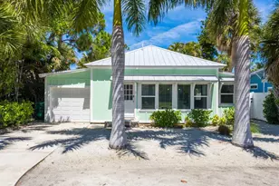 504 Spring Ave, Anna Maria, FL 34216 - Photo 1