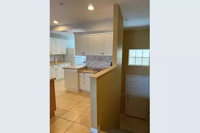 7060 Strand Circle #7060, Bradenton, FL 34203 - Photo 5
