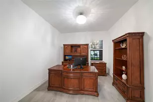 17528 Polo Trl, Lakewood Ranch, FL 34211 - Photo 11