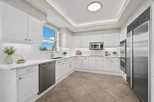 3040 Grand Bay Blvd, Longboat Key, FL 34228 - Photo 19