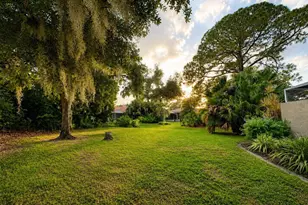 5608 37th St E, Bradenton, FL 34203 - Photo 5