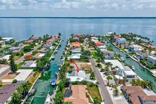 571 Ranger Ln, Longboat Key, FL 34228 - Photo 85