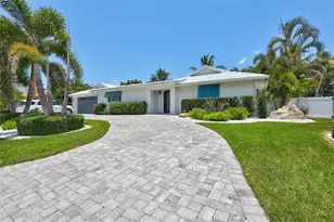 571 Ranger Ln, Longboat Key, FL 34228 - Photo 7