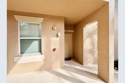 819 Fairwaycove Lane #102, Bradenton, FL 34212 - Photo 3