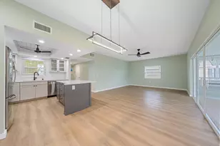 5865 Tidewood Ave, Sarasota, FL 34231 - Photo 7