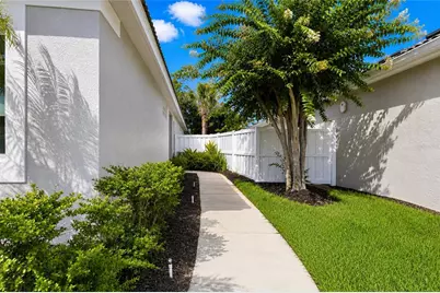 8644 54th Avenue Circle E, Bradenton, FL 34211 - Photo 5