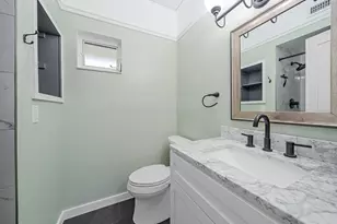 5865 Tidewood Ave, Sarasota, FL 34231 - Photo 19