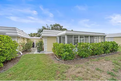 5865 Tidewood Avenue #8, Sarasota, FL 34231 - Photo 1