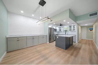 5865 Tidewood Avenue #8, Sarasota, FL 34231 - Photo 11