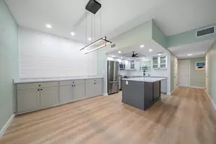 5865 Tidewood Ave, Sarasota, FL 34231 - Photo 11