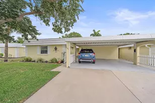5865 Tidewood Ave, Sarasota, FL 34231 - Photo 3