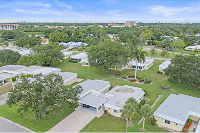 5865 Tidewood Avenue #8, Sarasota, FL 34231 - Photo 29