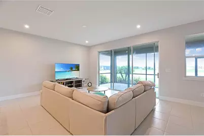 17982 Grand Prosperity Drive, Venice, FL 34293 - Photo 15