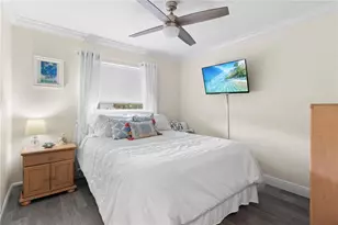 3326 Bougainvillea St, Sarasota, FL 34239 - Photo 15