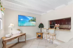 3326 Bougainvillea St, Sarasota, FL 34239 - Photo 19