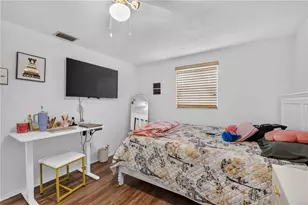 5408 Evora Ave, Sarasota, FL 34235 - Photo 15