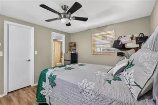 5408 Evora Ave, Sarasota, FL 34235 - Photo 17