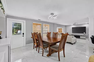 5408 Evora Avenue, Sarasota, FL 34235 - Photo 7