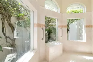 2528 Tom Morris Dr, Sarasota, FL 34240 - Photo 11