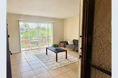 2612 Hidden Lake Drive N #D, Sarasota, FL 34237 - Photo 3
