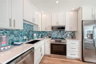 1603 Gulf Dr N, Bradenton Beach, FL 34217 - Photo 11