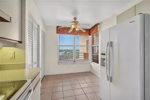 4550 Pinebrook Cir, Bradenton, FL 34209 - Photo 11