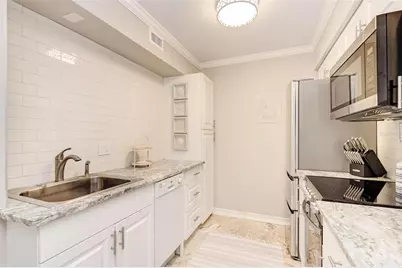 5683 Midnight Pass Road #105, Sarasota, FL 34242 - Photo 9