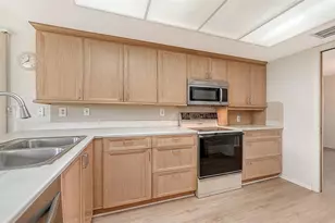 515 Rousseau Dr, Nokomis, FL 34275 - Photo 15