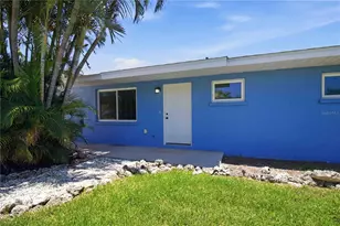 908 24th Ave W, Palmetto, FL 34221 - Photo 7