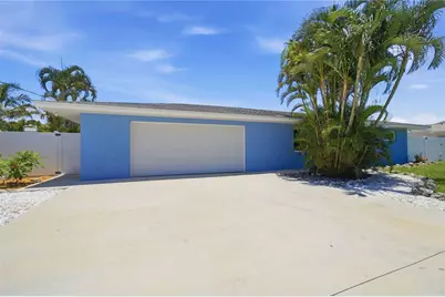 908 24th Avenue W, Palmetto, FL 34221 - Photo 5