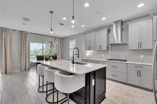 16942 Savory Mist Cir, Bradenton, FL 34211 - Photo 9