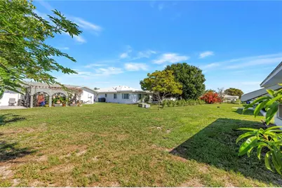 802 Buttonwood Drive, Bradenton, FL 34208 - Photo 31
