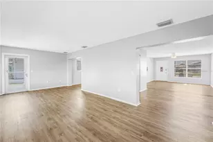 802 Buttonwood Dr, Bradenton, FL 34208 - Photo 17