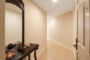 800 N Tamiami Trl, Sarasota, FL 34236 - Photo 3