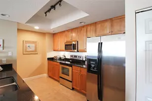 800 N Tamiami Trl, Sarasota, FL 34236 - Photo 5
