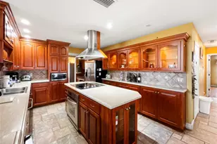 936 Allegro Ln, Apollo Beach, FL 33572 - Photo 7