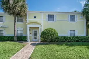 205 Pompano Dr SE, Saint Petersburg, FL 33705 - Photo 9
