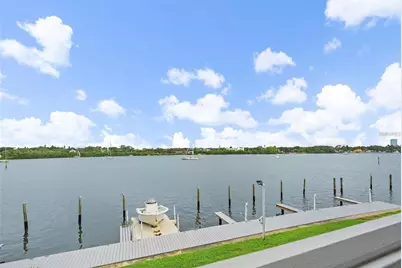 205 Pompano Drive SE #D, Saint Petersburg, FL 33705 - Photo 17