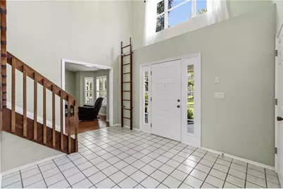 9308 65th Avenue E, Bradenton, FL 34202 - Photo 5