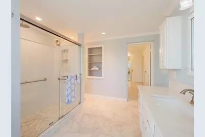 2410 Riverside Drive E, Bradenton, FL 34208 - Photo 23