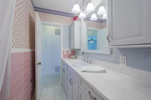 2410 Riverside Dr E, Bradenton, FL 34208 - Photo 31