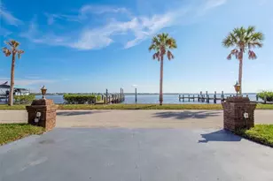 2410 Riverside Dr E, Bradenton, FL 34208 - Photo 63
